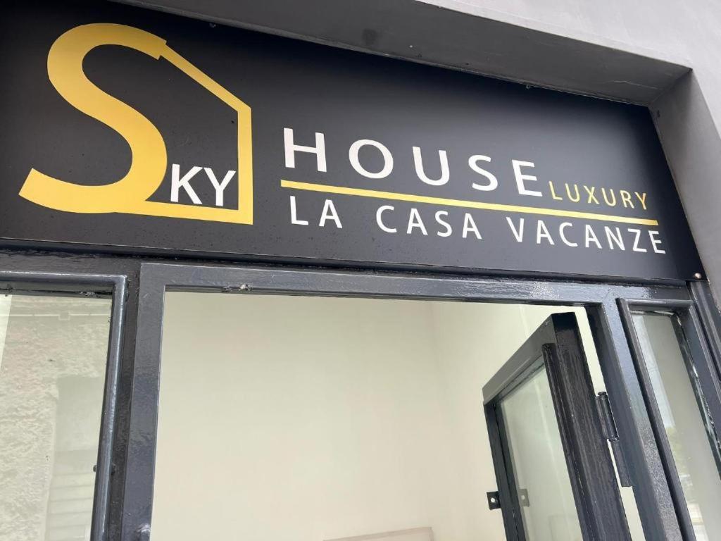 Апартаменты Sky House Napoli Экстерьер фото