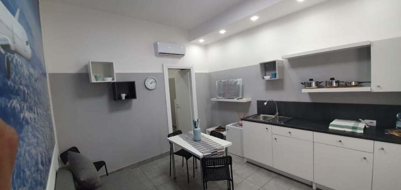 Апартаменты Sky House Napoli Экстерьер фото